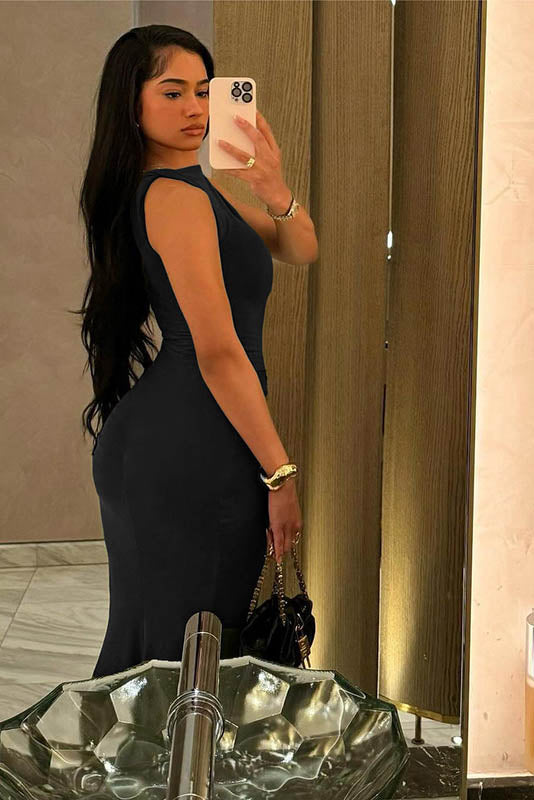 Amora™ Elegant Ruched Bodycon Dress