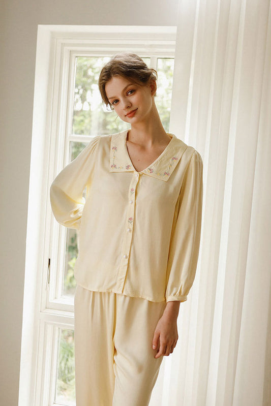 Amora™ Saten Gül Nakışlı Pijama Takımı