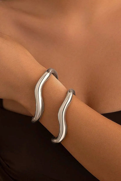 Amora™ Vintage Punk Asymmetric Cuff Bracelet