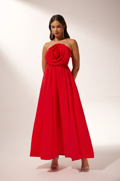 Amora™ Frederica Flower Straplez Uzun Elbise