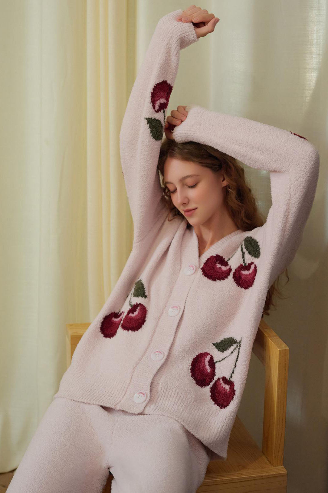 Amora™ Yumuşak Yarım Kadife Kiraz Hırka Pijama Takımı