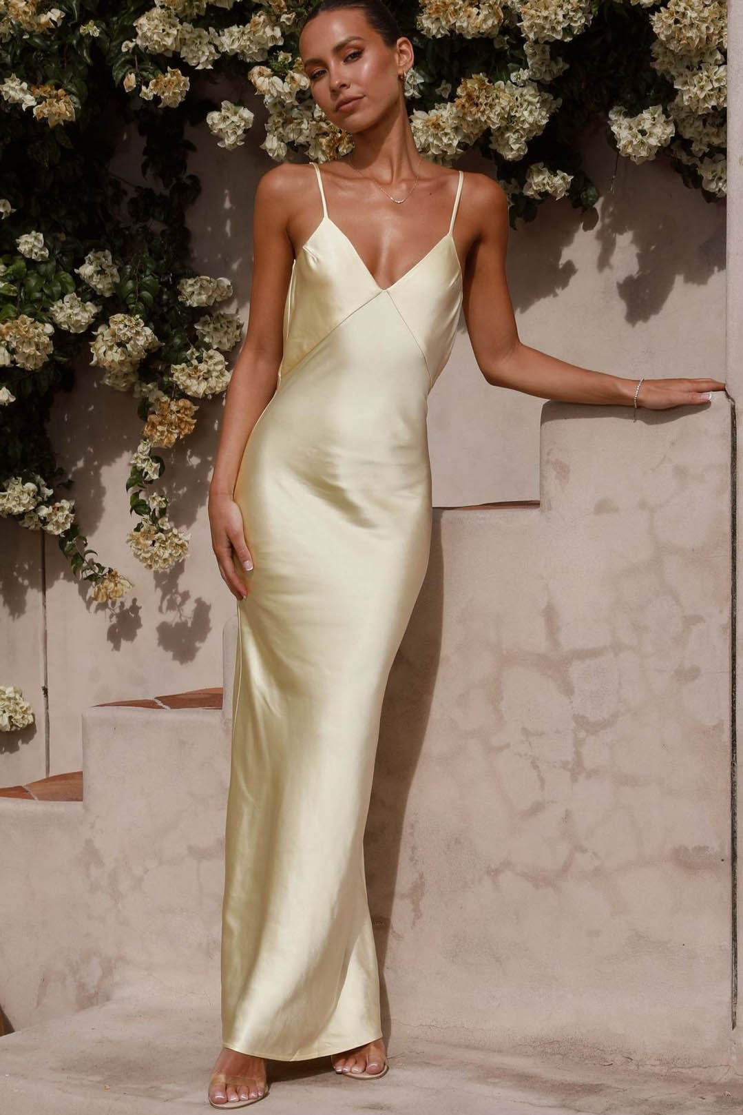 Amora™ Sexy Backless Fishtail Maxi Dress