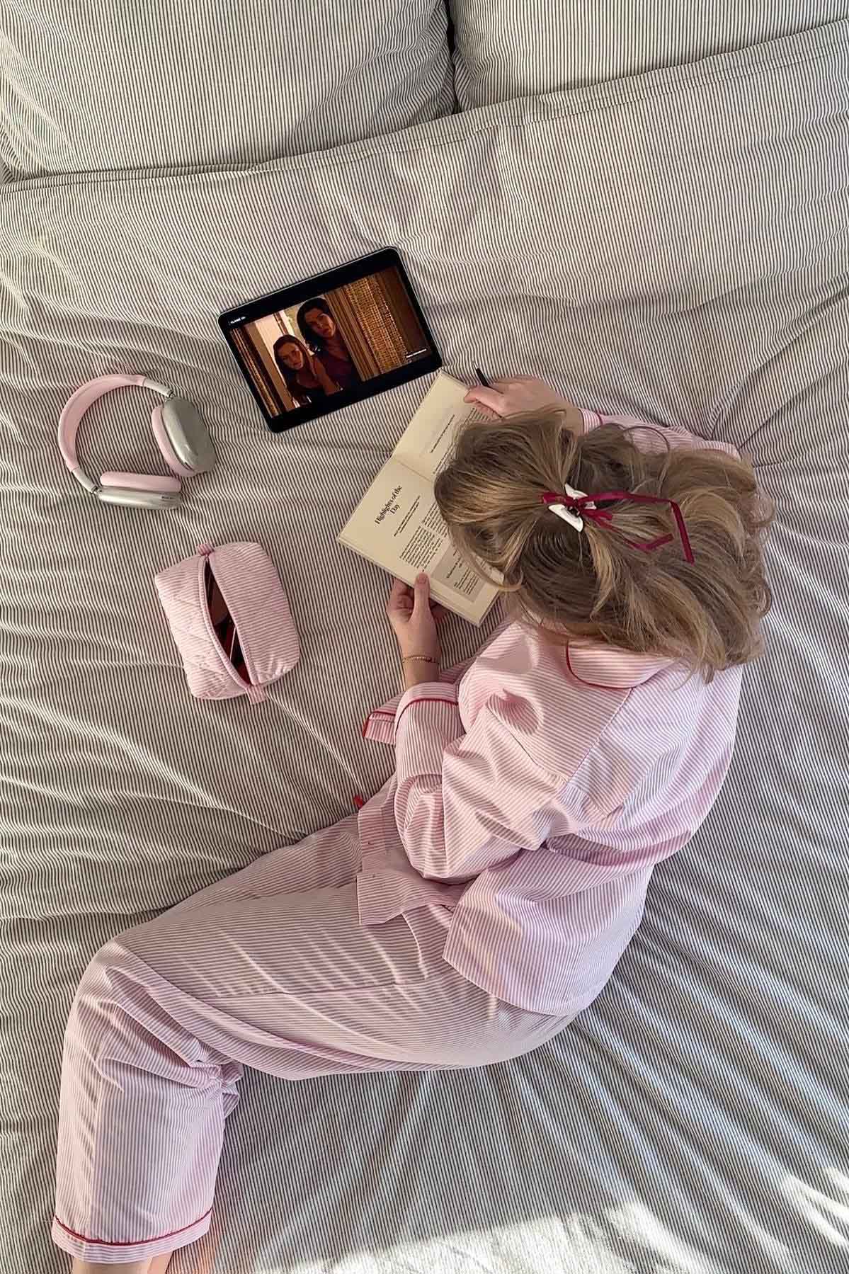 Amora™ Pembe Çizgili Kalp Pijama Takımı