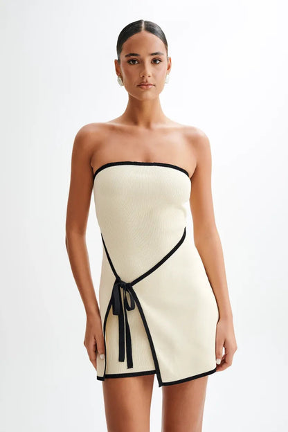Amora™ Joanna Straplez Asimetrik Örgü Mini Elbise
