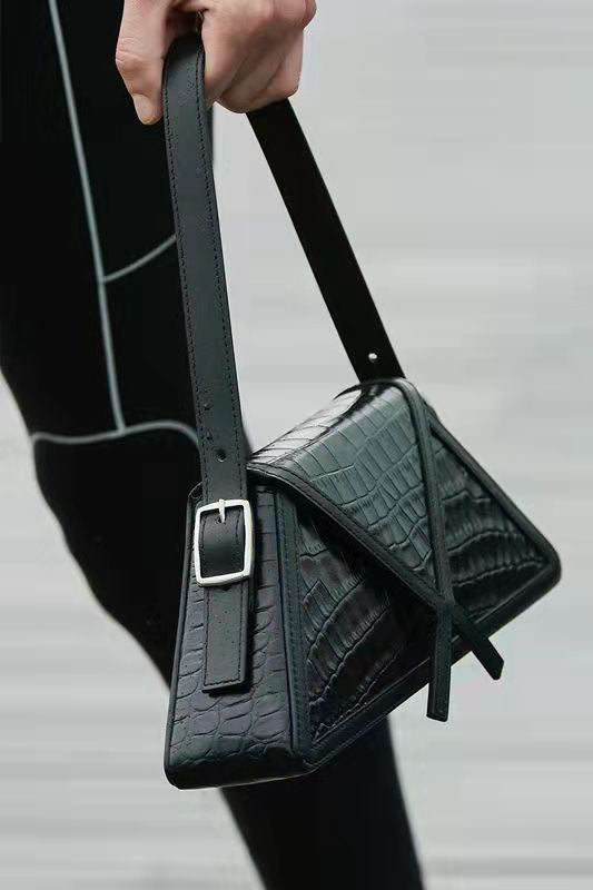 Amora™ Summer New Trapezoid Fashion Shoulder Bag