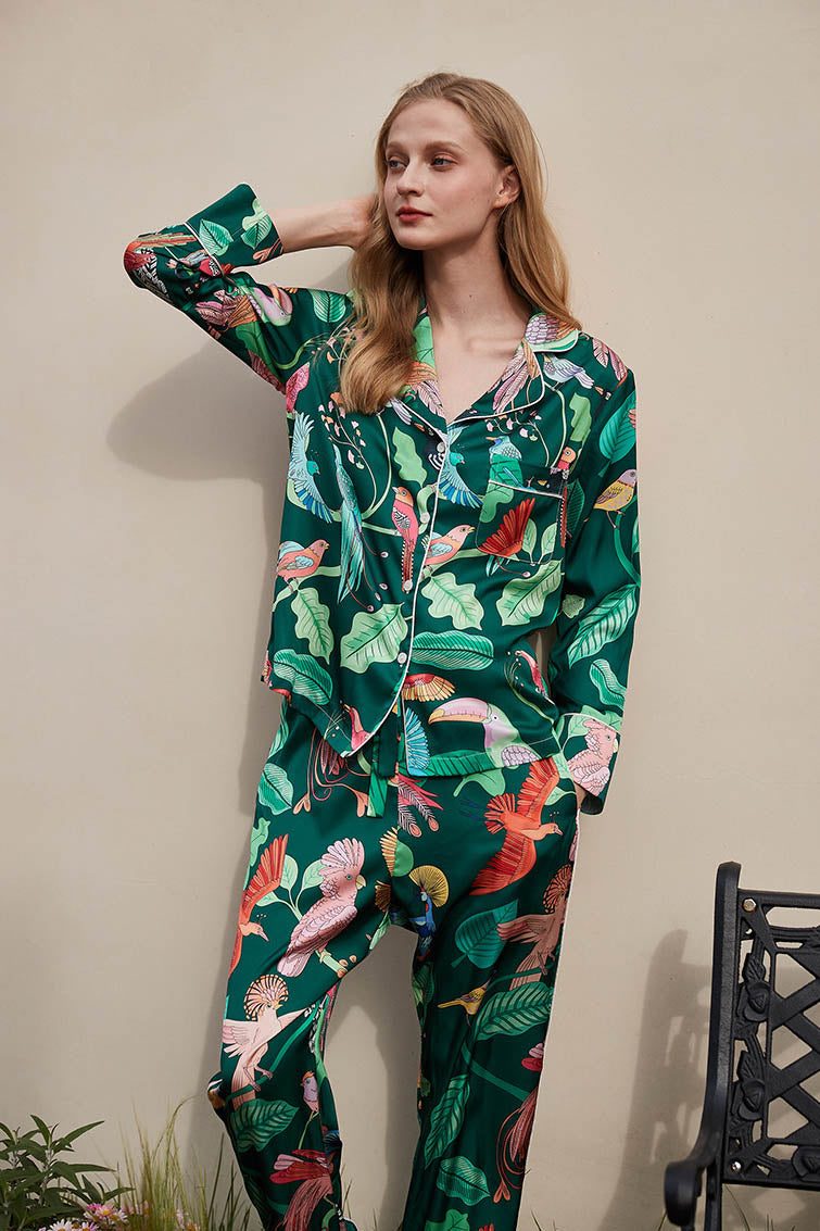 Amora™ Yeşil Papağan Desenli İpek Pijama Takımı