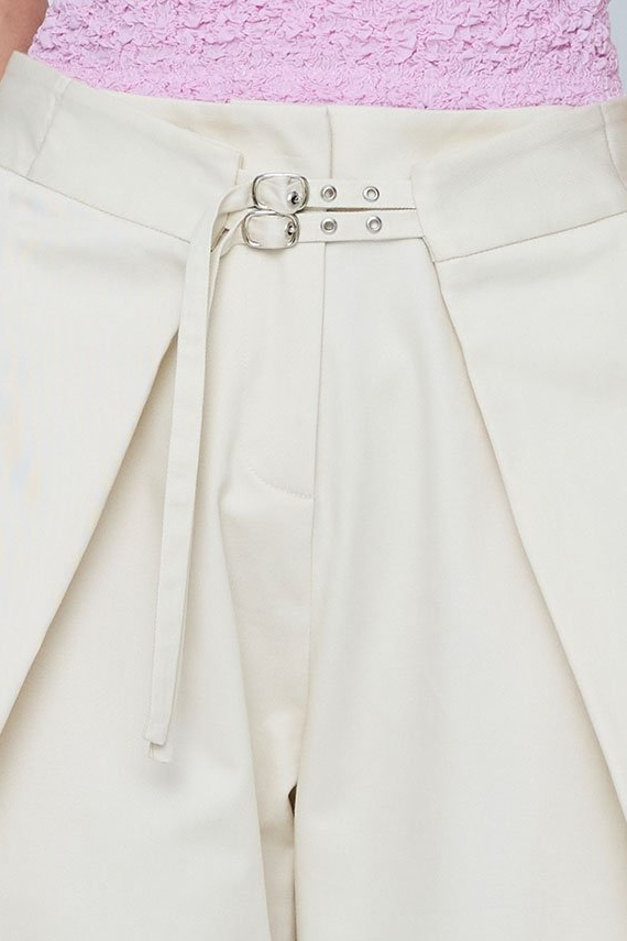 Amora™ Anser Wide Leg Buckle Pants