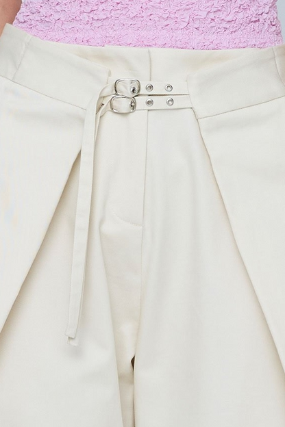 Amora™ Anser Wide Leg Buckle Pants