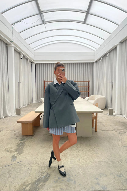 Amora™ Büyük Boy Yan Yırtmaçlı Blazer Çelik Mavi