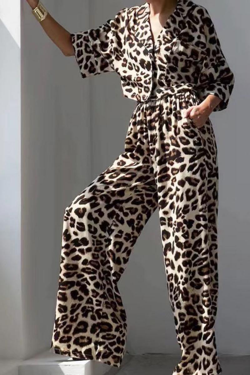 Amora™ Leopar Desenli Üst ve Pantolon Takım
