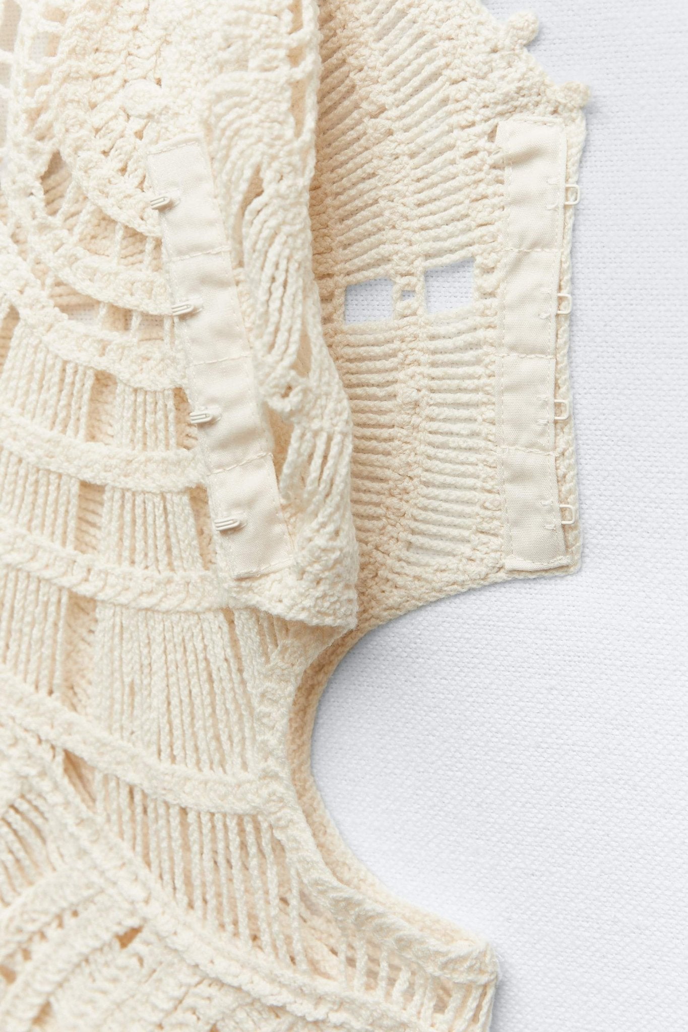 Amora™ Ethel Cut-out Tığ İşi Uzun Elbise