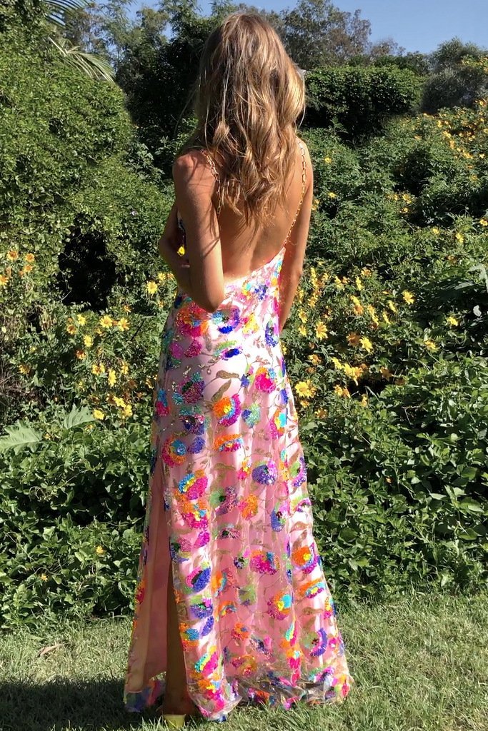 Amora™ Fanny İşlemeli Payetler Sırtı Açık Uzun Elbise