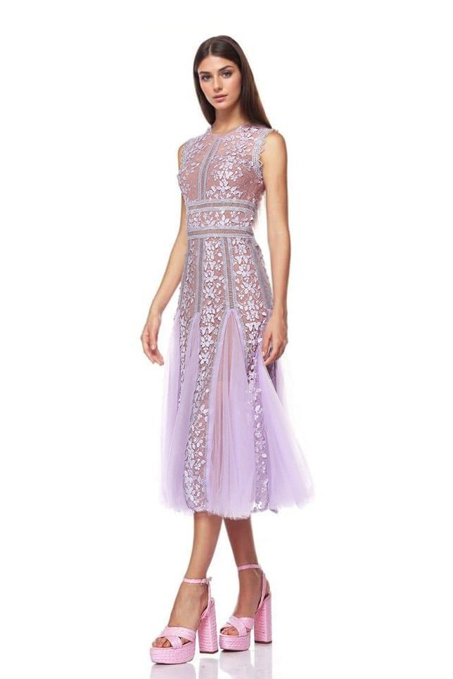 Amora™ Heather İşlemeli Dantel Midi Elbise