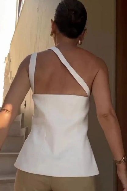 Amora™ Ascent One-Shoulder Button Detail Top