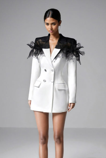 Amora™ Joanne Dantel Mini Blazer Elbise