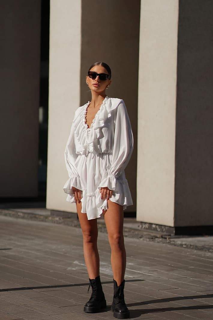 Amora™ Sharon V Yaka Volanlı Mini Elbise